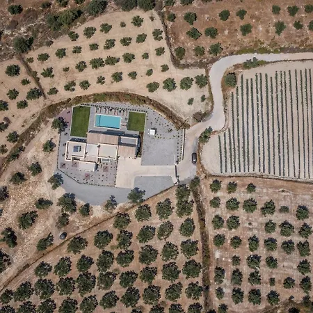 Eden, Luxus Trifft Idylle Vila